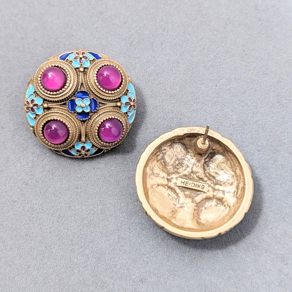 Vintage-Inspired Floral Earrings - Picture 2 of 3